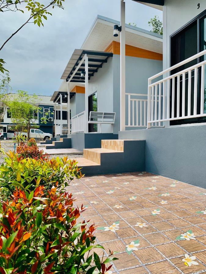 Suanvadee Resort สวนวดี รีสอร์ท Don Sak Екстер'єр фото